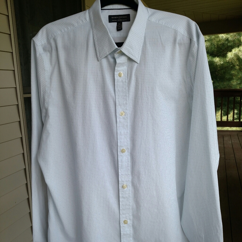 Banana Republic Men's Cotton Button Down Shirt
